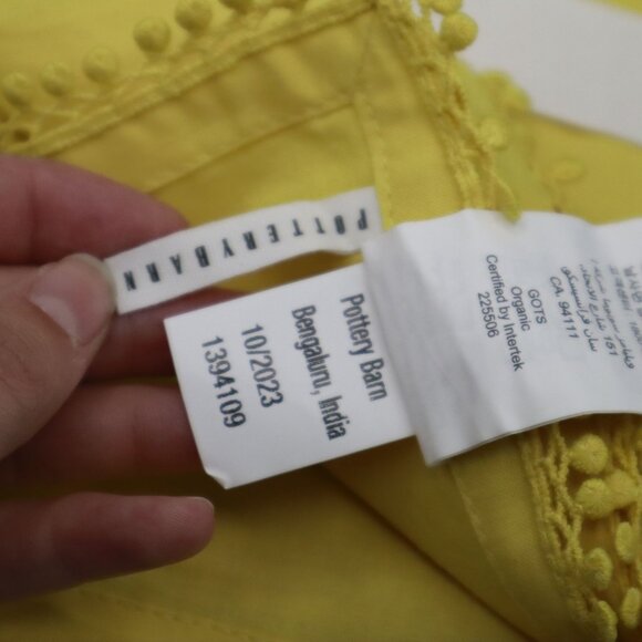 Pottery Barn Morgan Organic Cotton Napkin Yellow Picnic Table Setting Bright NWT - Picture 2 of 15
